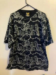 Vintage Avirex T-Shirt Size XL Barbed Wire Mount Rushmore All Over Print Y2k - Picture 1 of 6
