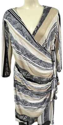 Vestido para mujer New York And Company talla L - elástico cuello en V NUEVO NUEVO CON ETIQUETAS PRECIO DE VENTA SUGERIDO POR EL FABRICANTE 47 USD Foto 1 de 4