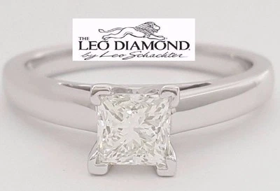 Anillo de compromiso solitario de diamantes princesa Leo 0,75 quilates 14K y platino I/SI2 Foto 1 de 4