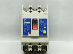   NV30-SN NV30SN Circuit Breaker 30A 30 Days Warranty Fast Shipping - Picture 1 of 12