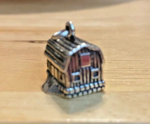 Sterling Silver 3D 13x17x18mm 7g Detailed  BARN Sterling Silver Charm - Picture 1 of 8