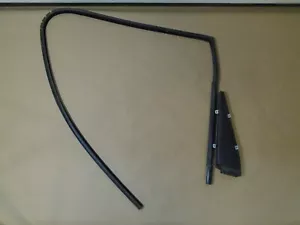 Jeep Wrangler TJ 97-06 sello de ventana de moldeo esquina borde vela ENVÍO GRATUITO - Imagen 1 de 1