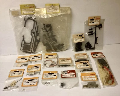 Kyosho 1/10 SURTIDO de 17 piezas de coche RC RAIDER/SC/PEGASUS/Control de velocidad/Vintage Foto 1 de 4