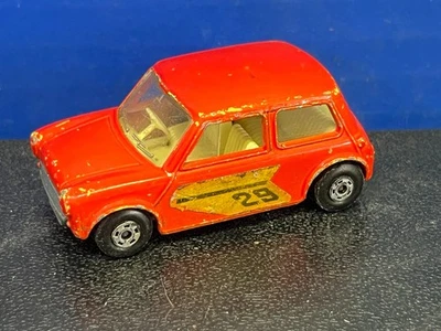 1/64 MATCHBOX VINTAGE LESNEY 1970 #29 RACING MINI SUPERFAST RED - Image 1 of 4