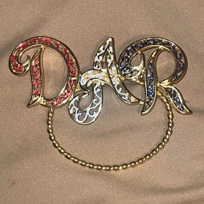 Daughters of the American Revolution DAR Large enamel patriotic "DAR" brooch - Image 1 of 2