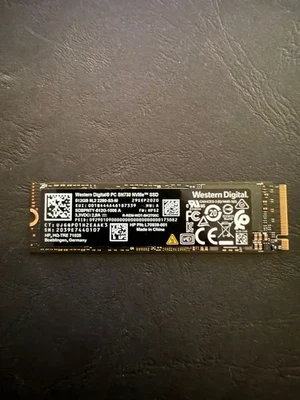 512 GB m.2 2280 NVMe SSD Western Digital SN720-730 SDBPNTY-512G-1001 NVME  - Bild 1 von 4