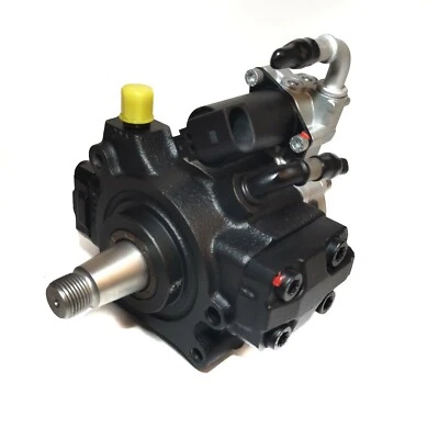 VW Caddy Golf Audi A3 1.6 TDI 03L130755E 5WS40836 Highpressure Diesel Pump - Image 1 of 4
