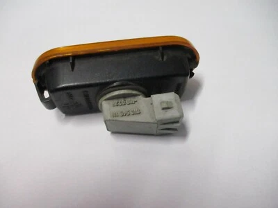 3A0949117A  Seitenblinker VW Polo Sharan Golf III (651) - Bild 1 von 4