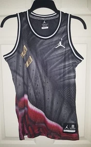 BOYS JORDAN JUMPMAN NIKE TANK TOP SLEEVELESS JERSEY 953382-023 XL 13-15 NWT - Picture 1 of 6