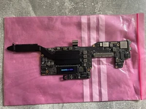 MacBook Pro A1708 13" 2017 Logic Board i5 2.3GHz 8GB RAM CAMERA NOT WORKING - Bild 1 von 8
