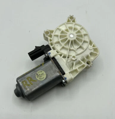 Мотор заднего правого стекла для Jeep Liberty 2008 2009 2010 2011 2012 годов выпуска под правую руку 1006625 б/у - Изображение 1 из 4