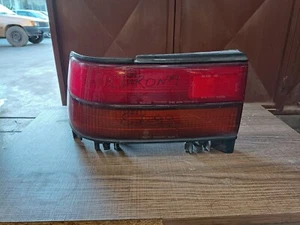 TOYOTA CARINA/CORONA LEFT TAIL LIGHT GENIUNE 81560-20770 - Picture 1 of 2
