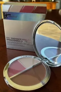 IT Cosmetics CC+ Radiance Vitality Brightening CREME Disc, Naturally Pretty, NEW - Picture 1 of 10