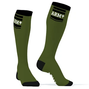 SNEAKX ARMY FOOTBALL LANGE SOCKEN GRÜN/SCHWARZ/WEISS DETAIL GAY FETISCHSOCKEN - Bild 1 von 4