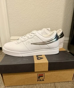 New In Box Fila Style Vulc 13 Low Women’s Sz 10 Sneaker Tennis Shoe White Silver - Picture 1 of 5
