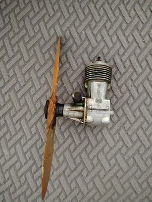 1955 McCoy 36 Control Line Model Engine  - Image 1 of 4