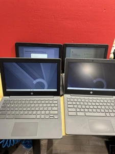 Dell Chromebook 11 3100 11,6"" (32 GB Intel Celeron 2,6 GHz 4 GB RAM). 4 piezas - Imagen 1 de 11