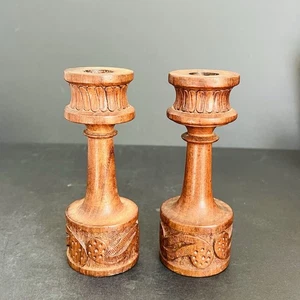 2 Vintage Kerzenständer aus Holz handgeschnitzt - Bild 1 von 9