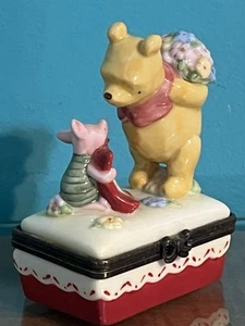 Disney Winnie the Pooh Porcelain Trinket Box, By Midwest of Cannon Falls - Picture 1 of 11