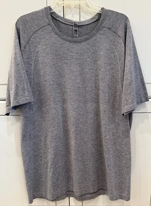 Herren LULULEMON grau Kurzarm Sporthemd Größe 2 Extra Large 2XL - Bild 1 von 6