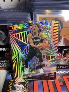 TRAE YOUNG #68 2023-24 PANINI REVOLUTION HAWKS AVALANCHE SILVER - Bild 1 von 3