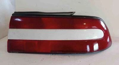 Luz trasera Eclipse 1994 derecha usada OEM Foto 1 de 3