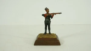 Toy Soldier Metal Colored Infantry Officer Military Figure on Wood Base B30 - Picture 1 of 10