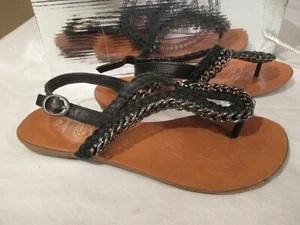 Zigi Girl Women's Flat Sandal GISELLE Sz 6 M Black w/Chain Accent Mint in Box - Picture 1 of 7