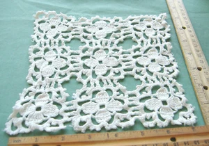 VINTAGE SEVEN INCH SQUARE HAND CROCHETED WHITE DOILY ~N - Picture 1 of 3