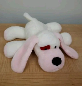 Russ Berrie Blanco Rosa Perro Peluche Ojo Rojo Parche Colocación Cachorro Cyrano Floppy Suave - Imagen 1 de 9