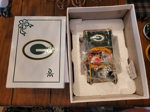 GREEN BAY PACKERS NFL Danbury Mint Christmas Ornament Santa convertible car 2010 - Picture 1 of 2