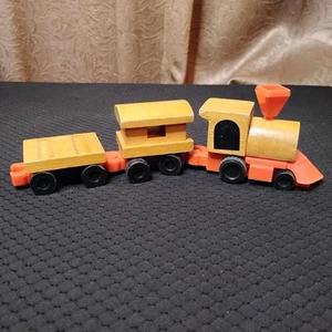 Vtg 1972 Mattel Hardwood Wood & Plastic Toy Wind Up Train Choo Choo Train - J - Picture 1 of 24