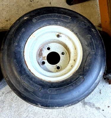 Llanta y neumático Toro Greens Aireator modelo 09110 parte #: 217-60 Foto 1 de 2