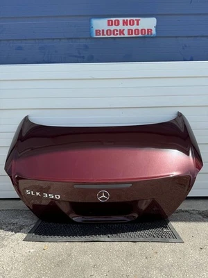 05-11 MERCEDES-BENZ SLK280 SLK300 REAR TRUNK LID PANEL BURGUNDY OEM - Image 1 of 4
