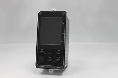 Omron Universalregler E5EC-QX4D5M010 - Bild 1 von 2