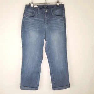 *NEW* NINE WEST Chrystie Capris, Light Wash, size 4 - Picture 1 of 5