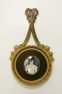 Vintage Cameo Creations Gold Mid-Century Victorian Banjo Shape Wall Hanging Art - Picture 1 of 11