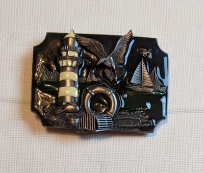 Hebilla de cinturón de peltre 3D Siskiyou con relleno de esmalte faro gaviota barcos 1989 Foto 1 de 4