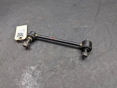 Barra estabilizadora traseira link direito 2017 Cadillac Escalade ESV 15257472 2015 - 2020 X - Imagem 1 de 4