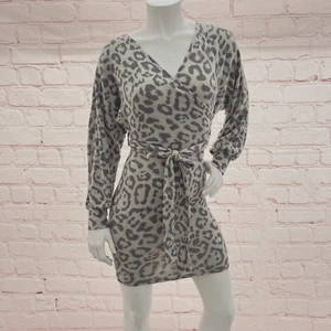 Fashion Nova Grey Leopard Print Fleece Wrap Tie Dress Size Small - Picture 1 of 10