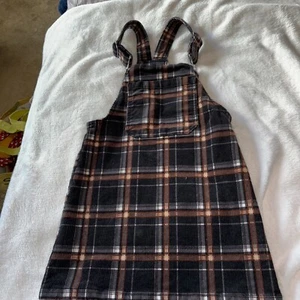 Art Class Size 6/6x Overall Skirt - Picture 1 of 7