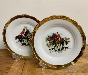 Tschechoslowakei Haas & Czjzek 2x Jagdhunde Szenenteller mit Goldrand - Bild 1 von 8