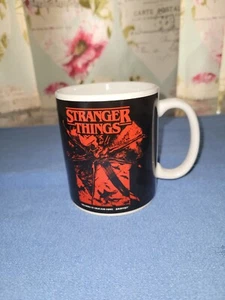 Stranger Things Tasse - Bild 1 von 7