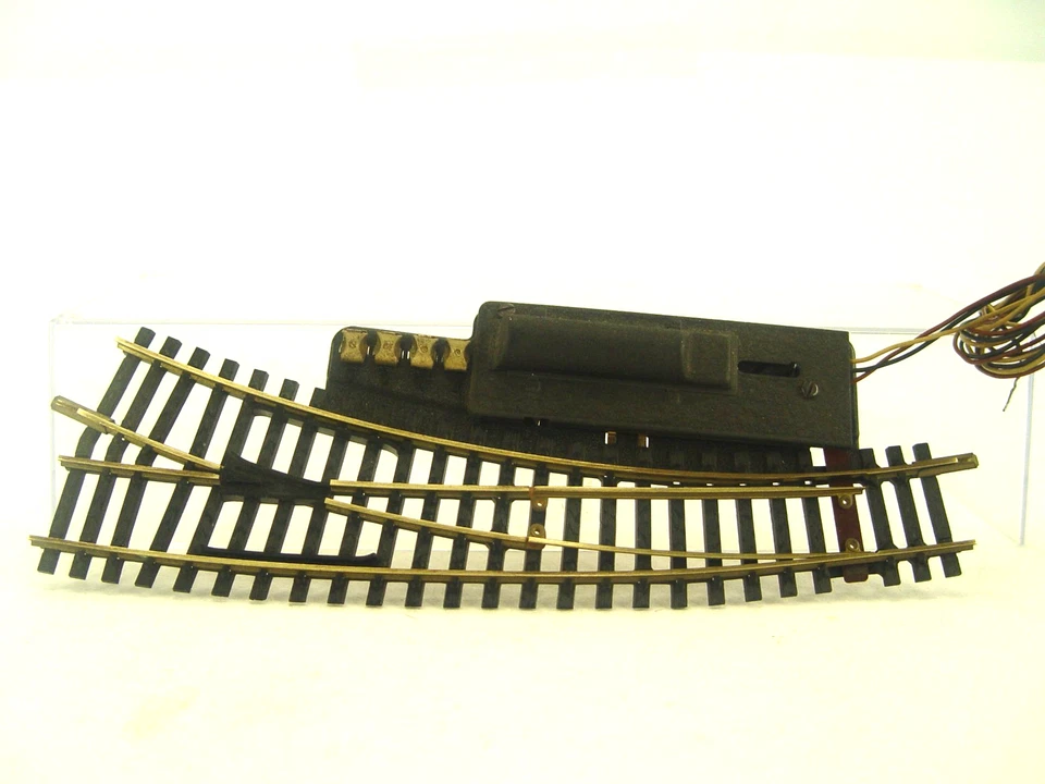 Arc Switch Right Electric Fleischmann Model Track HO #477 Used - Image 1 of 1
