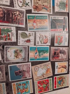 Lotto 95 francobolli San Marino nuovi MNH con 3 foglietti e 2 libretti - Foto 1 di 12