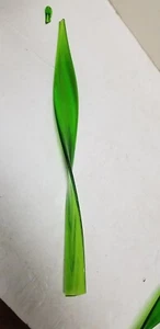 ART GLASS GREEN LEAF BLADE LONG STEM GLASS FLOWER 18" - Picture 1 of 5