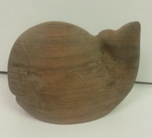 Ballena de madera tallada 6"l x 4 1/4""w - Imagen 1 de 8