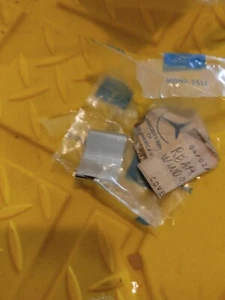 Rear Window Hard Trim Joint Clip fit Mercedes W113 230SL 250SL 280SL 1137950033 - Picture 1 of 2