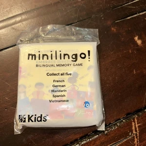 Chick-fil-A Kids Minilingo! Zweisprachiges Memoryspiel in Deutsch/Englisch 2022 Neu - Bild 1 von 2
