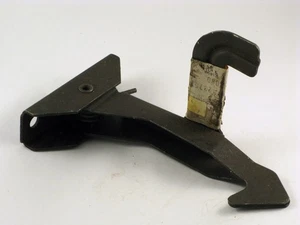 1971 Buick LeSabre Centurion Electra NOS hood catch 1237519 - Picture 1 of 5